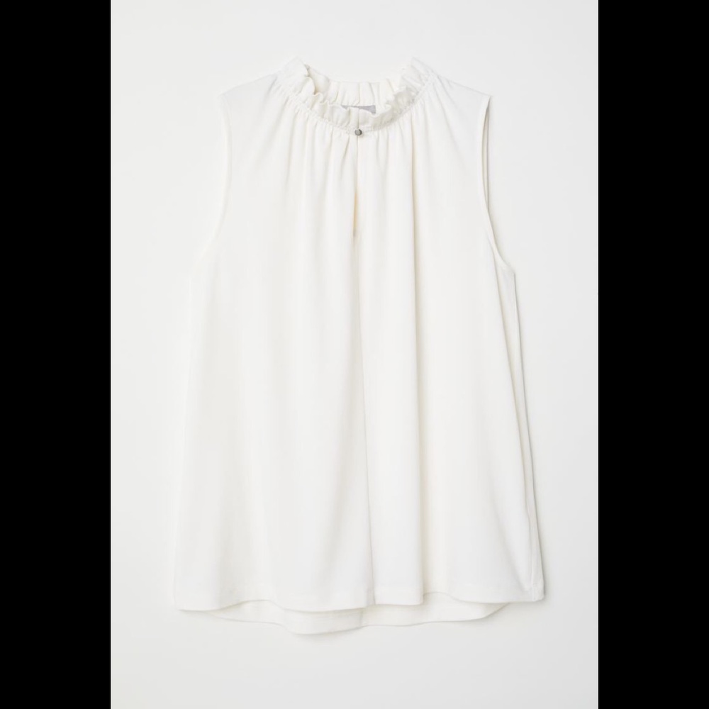 H&M Crêped Top in Cream